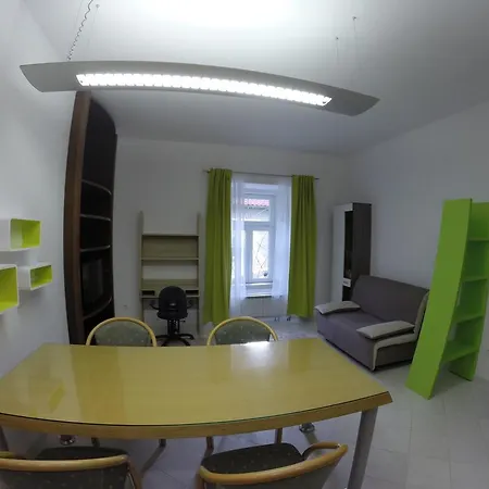Apartma Splavar *