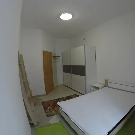 Apartma Splavar